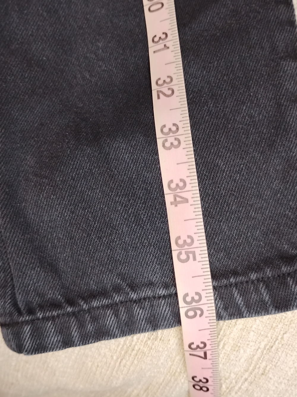 High Rise Mom Jeans - Picture 9 of 10